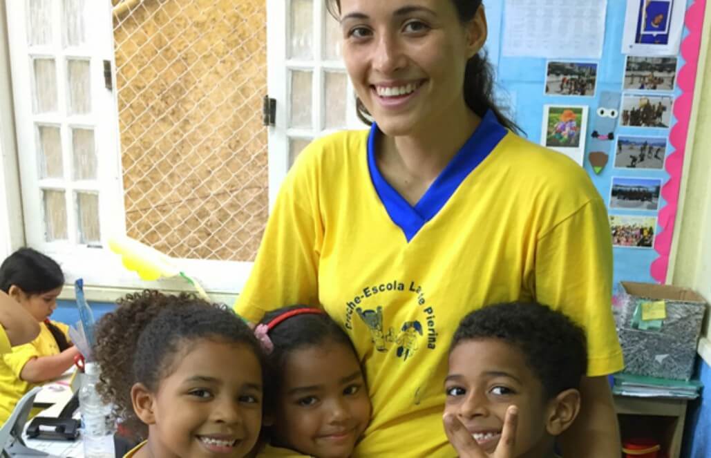 Volunteer in Brazil - Teaching The Children Of Rio