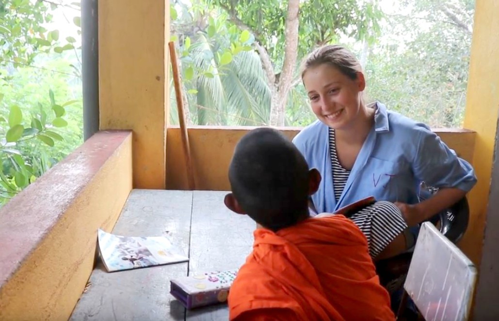 Volunteer in Sri Lanka - Teaching English to Buddhist Monks