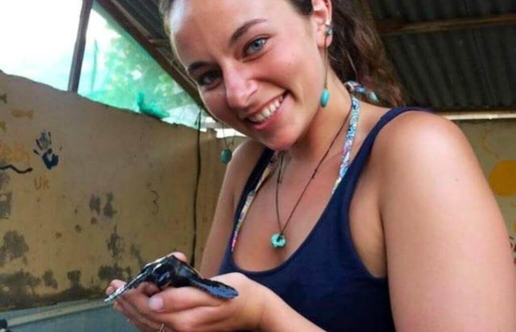 Volunteer in Indonesia - Bali Sea Turtle Rescue Volunteer in Indonesia - Bali Sea Turtle Rescue